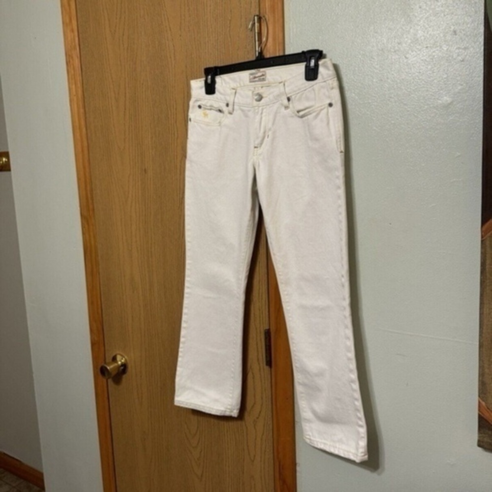 Abercrombie & Fitch Size 2 Solid White Low-Rise Straight Leg Denim Ankle Jeans